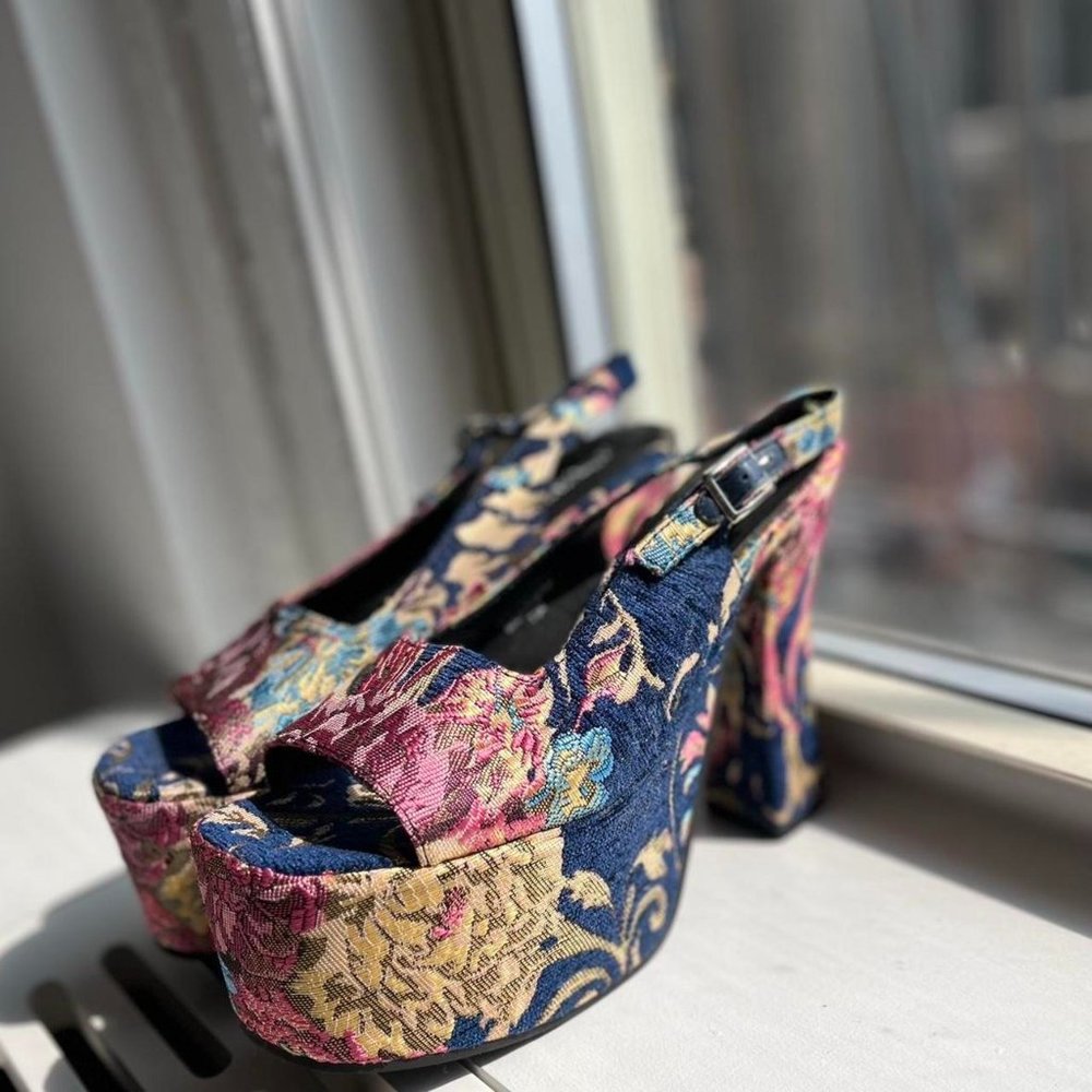 Jeffrey Campbell Thick Platform Floral Heel